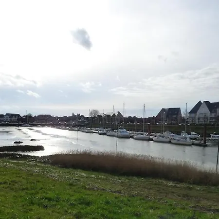 Le Jeanne D'arc, Charme Et Confort Au Crotoy